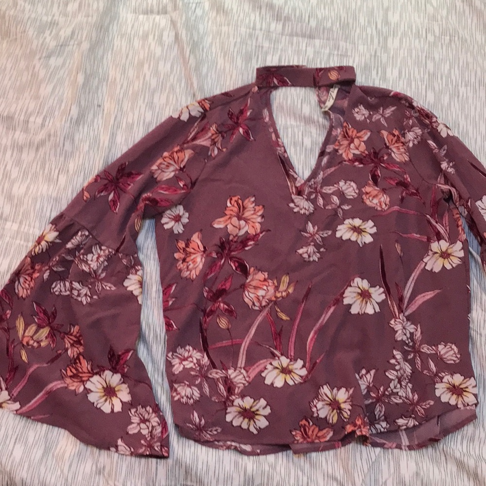 Liberty love choker  top